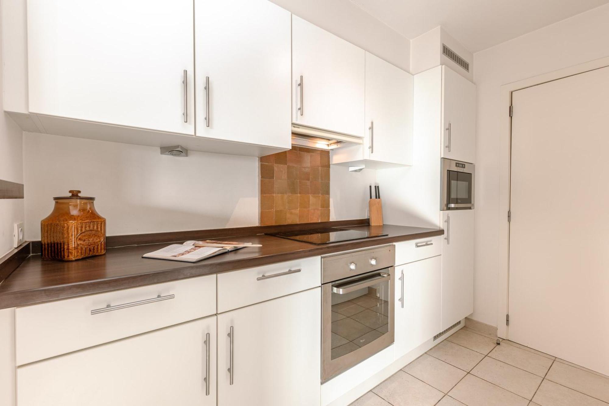 Charming Spacious Duplex Apt With Private Parking In Knokke Apartment Exterior photo